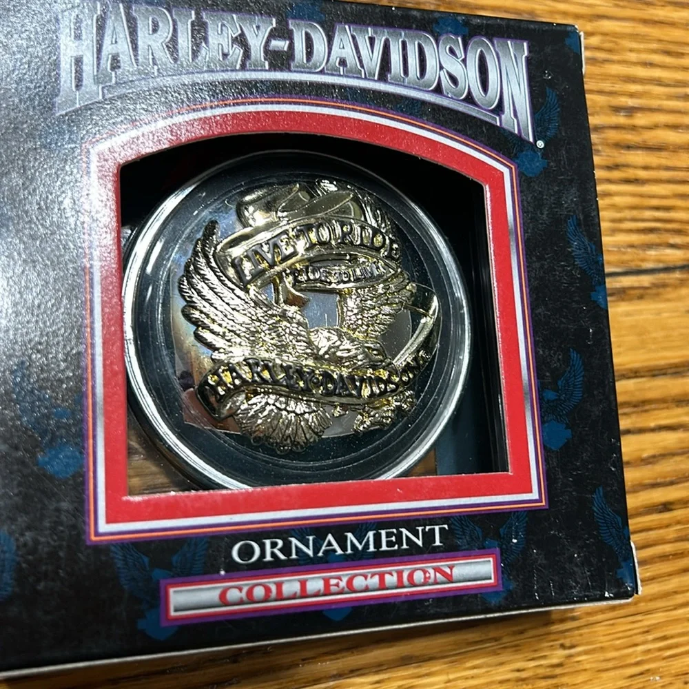 Harley Davidson gas cap/Springer Soft tail collector ornament. Cavanagh Co. 1999